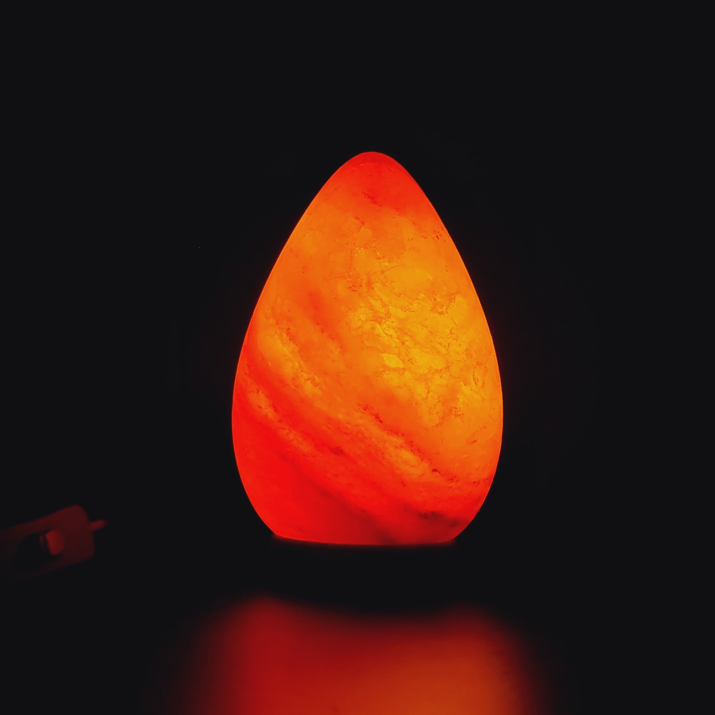 Easter Gifts: Egg-Shaped Himalayan Salt Lamp