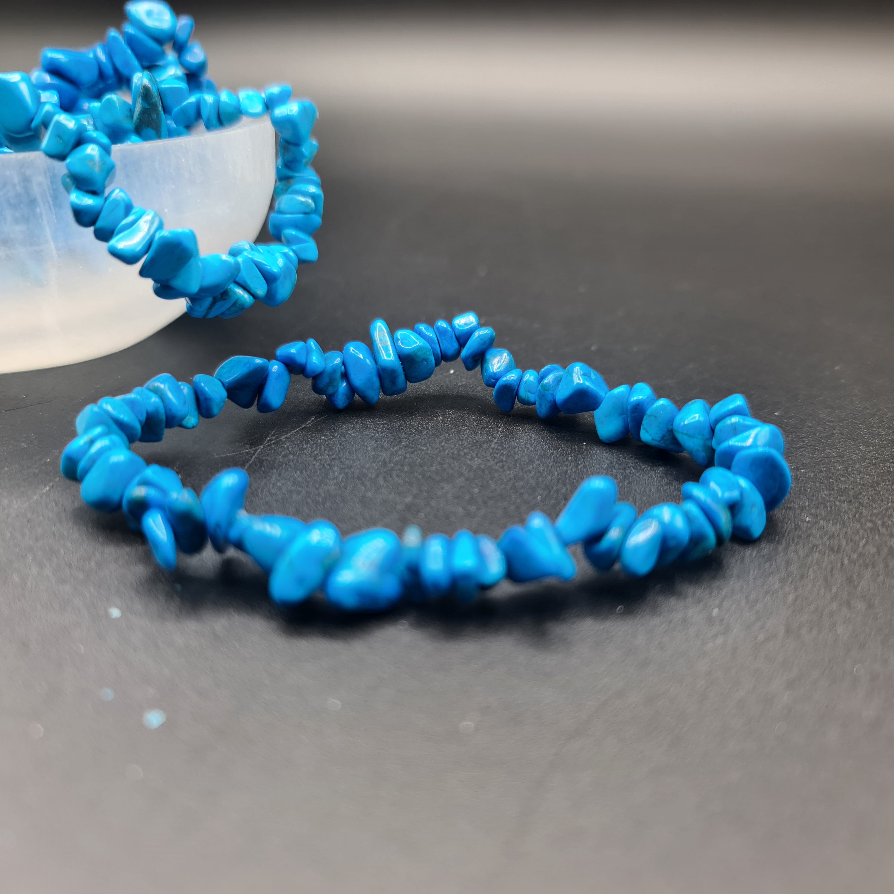 Blue Howlite Chip Bracelet, Healing Crystal Bracelet, Blue Howlite Stone Bracelet, Stretchy Elasticated Bracelet, Howlite Jewellery
