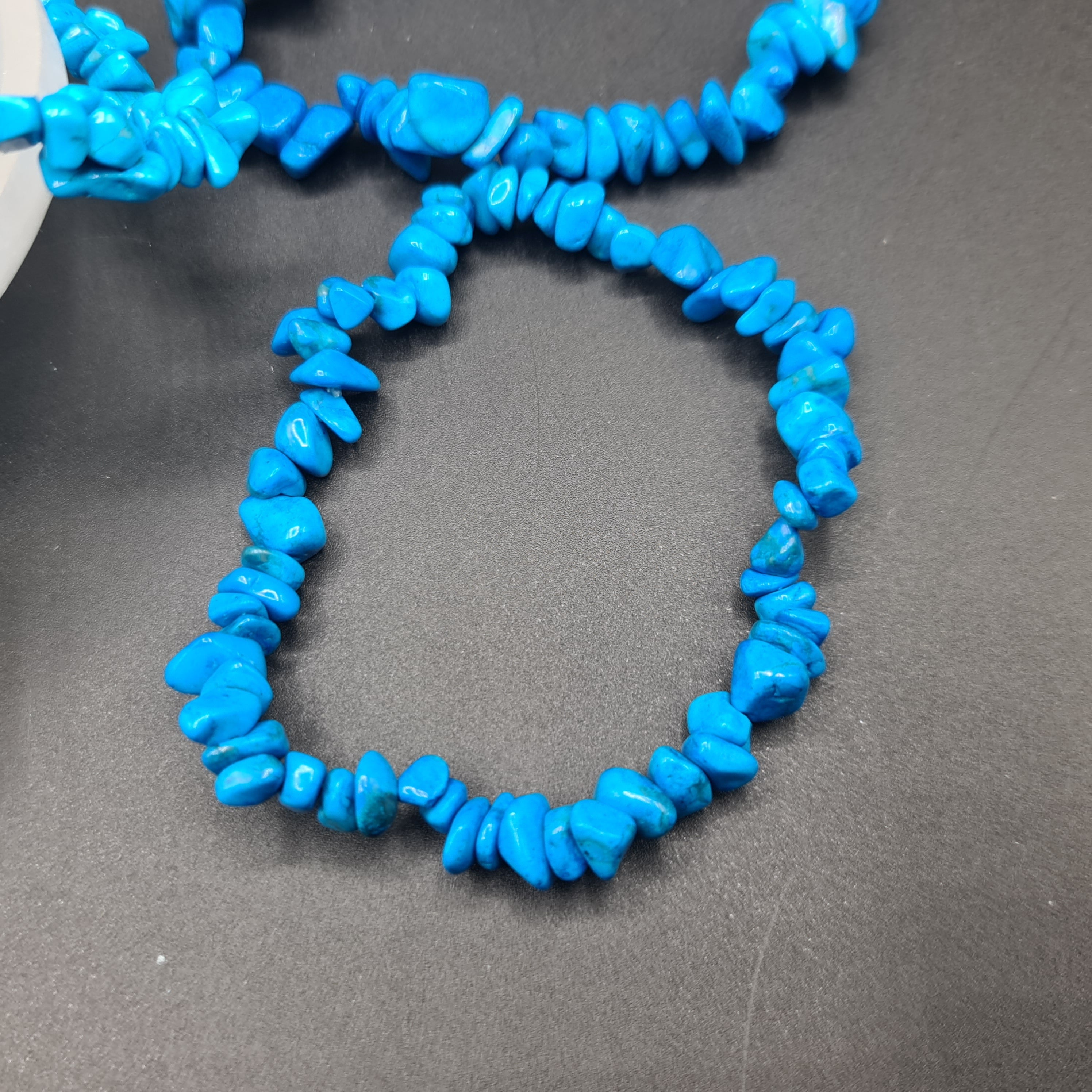Blue Howlite Chip Bracelet, Healing Crystal Bracelet, Blue Howlite Stone Bracelet, Stretchy Elasticated Bracelet, Howlite Jewellery