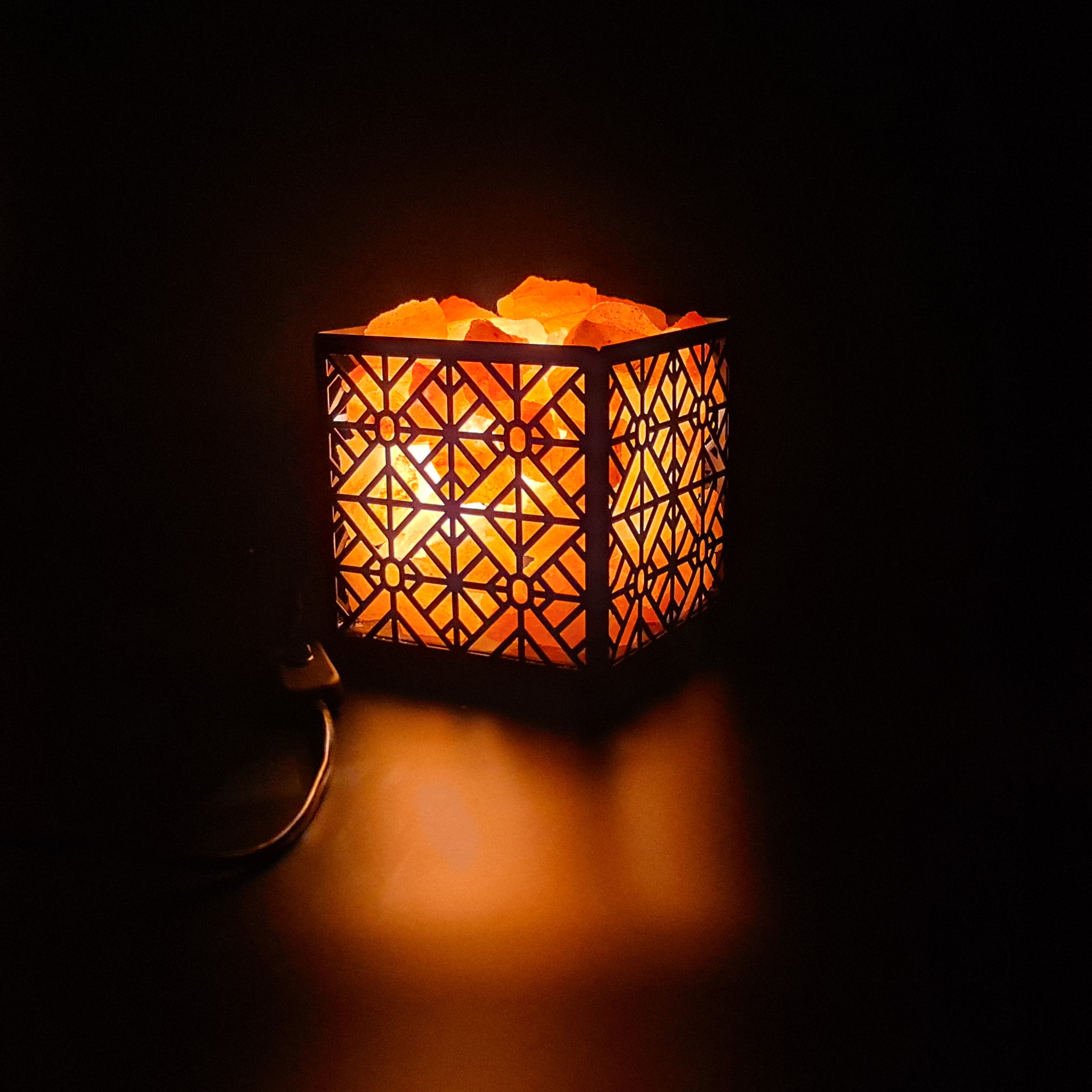 Himalayan Salt Lamp - Square Basket