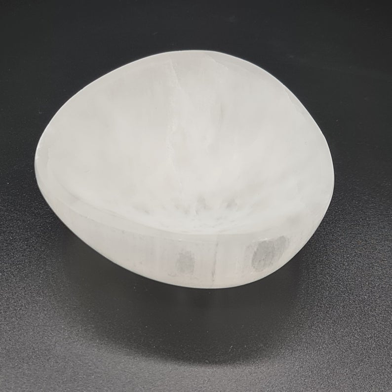 Selenite oval bowl - 15 cm